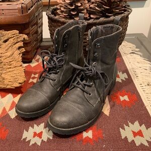 American Eagle Gray Combat Boots